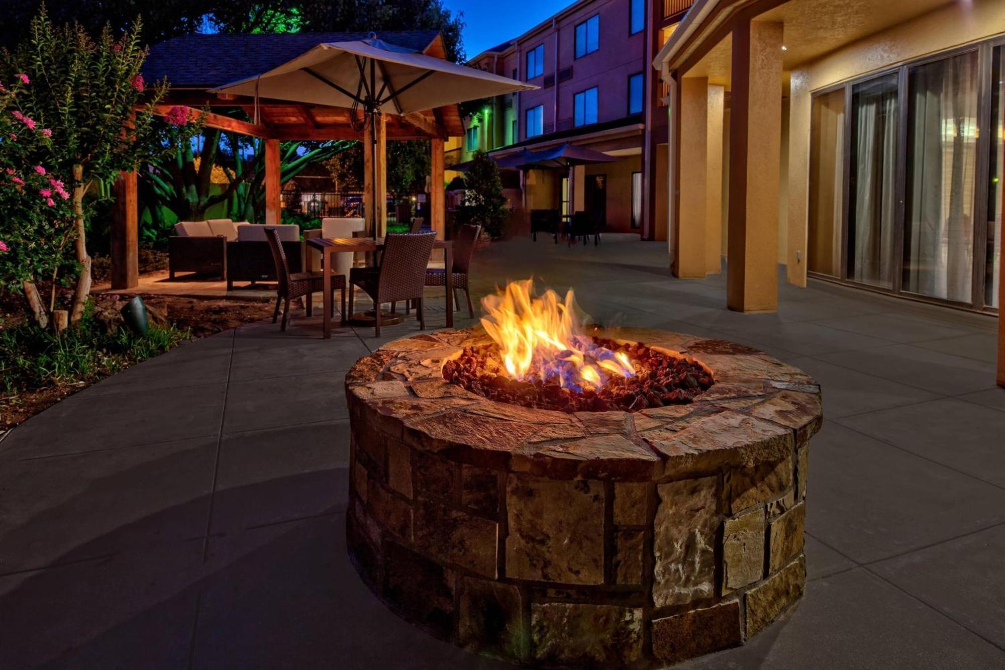 Courtyard By Marriott Abilene Southwest/Abilene Mall South Exterior foto